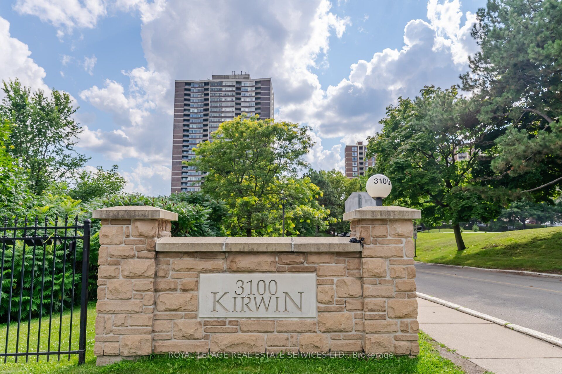 3100 Kirwin Avenue 708