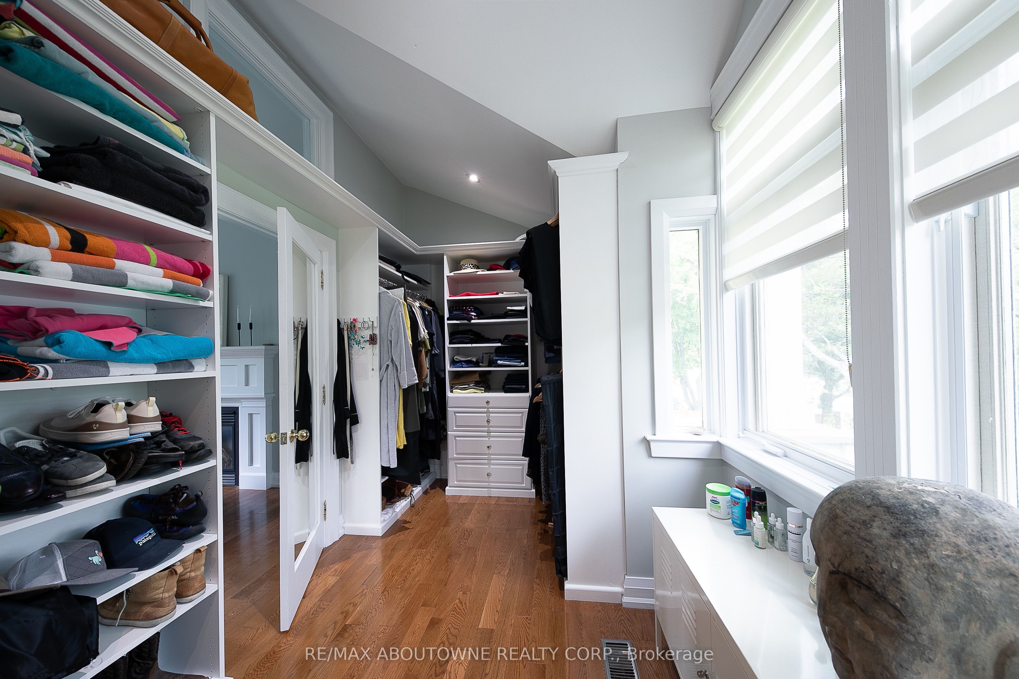 1290 Braeside Drive Property Photo 24