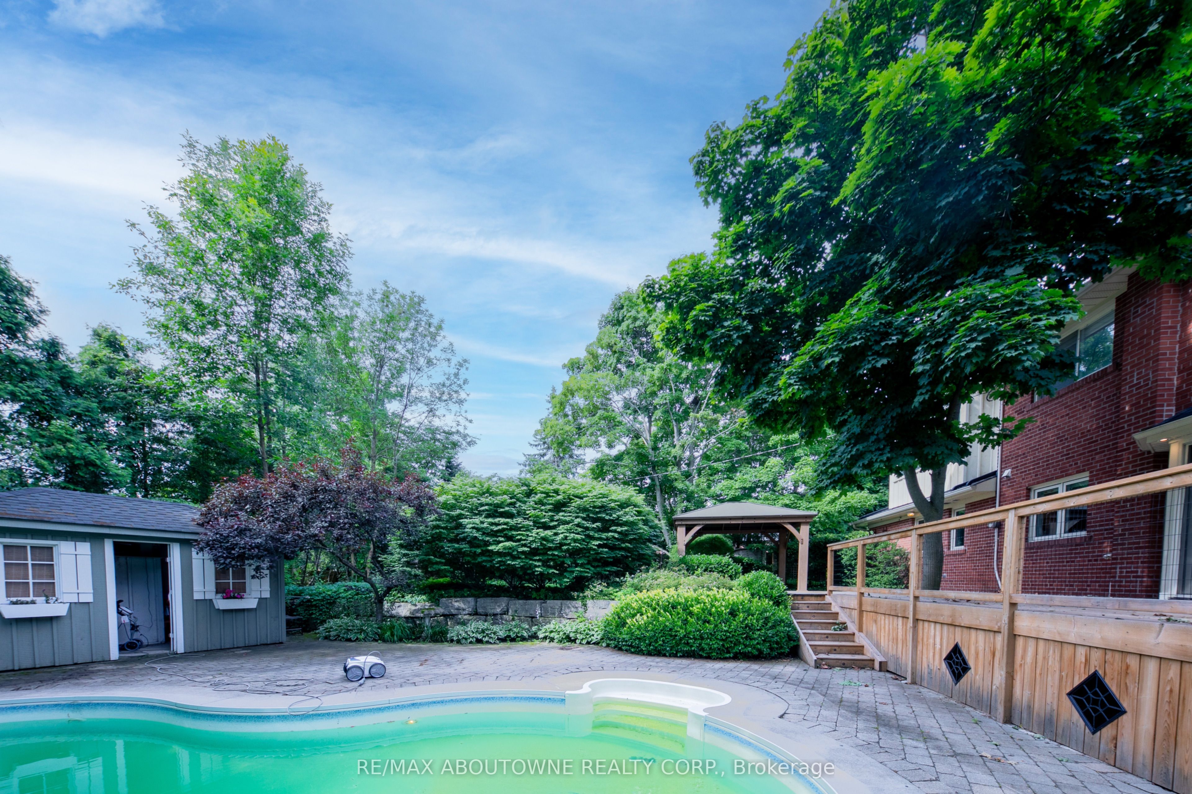 1290 Braeside Drive Property Photo 42