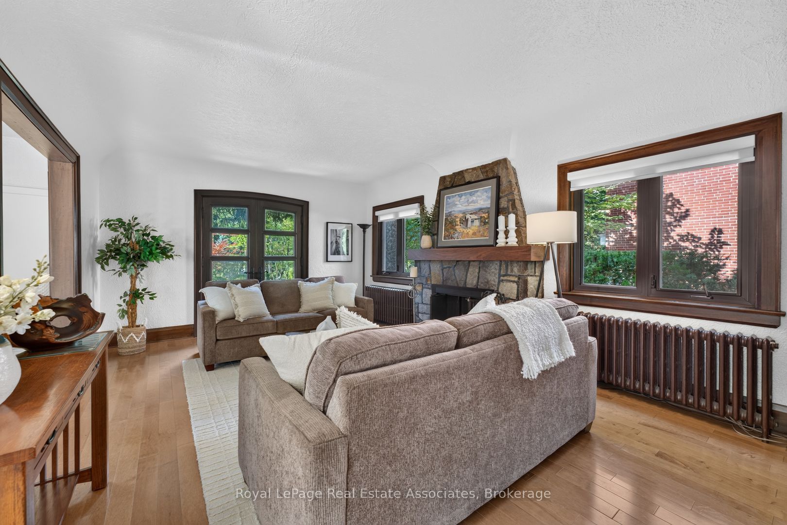 33 Ben Machree Drive Property Photo 10