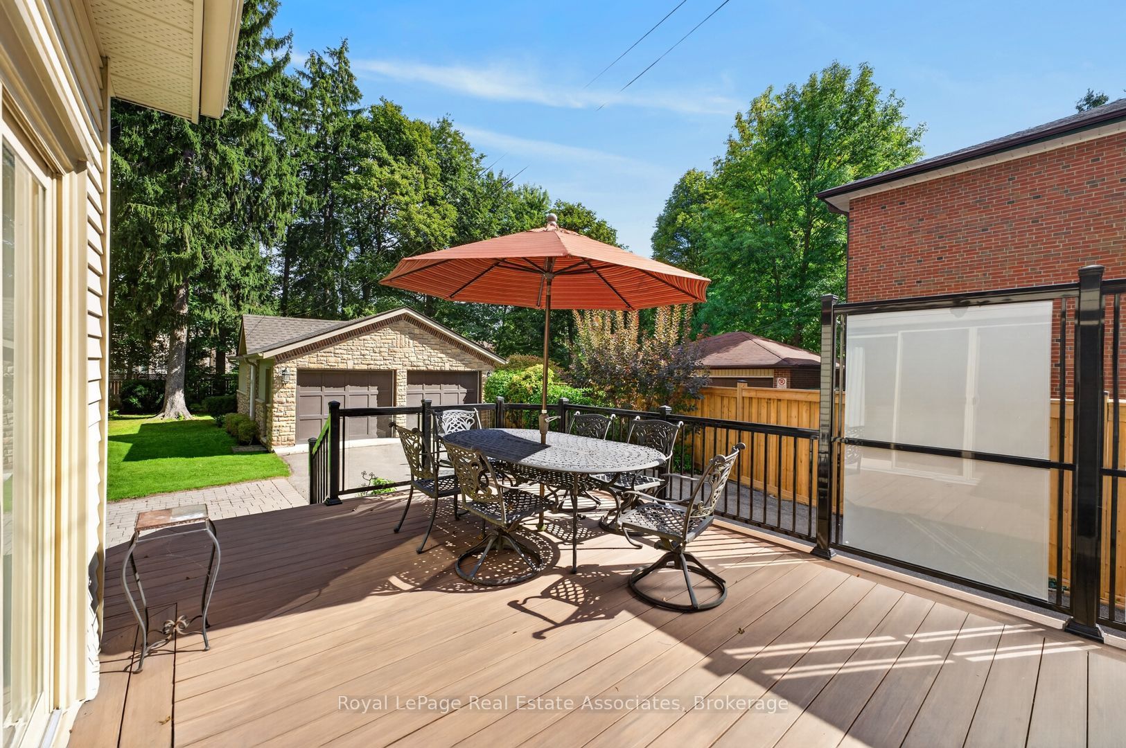 33 Ben Machree Drive Property Photo 42