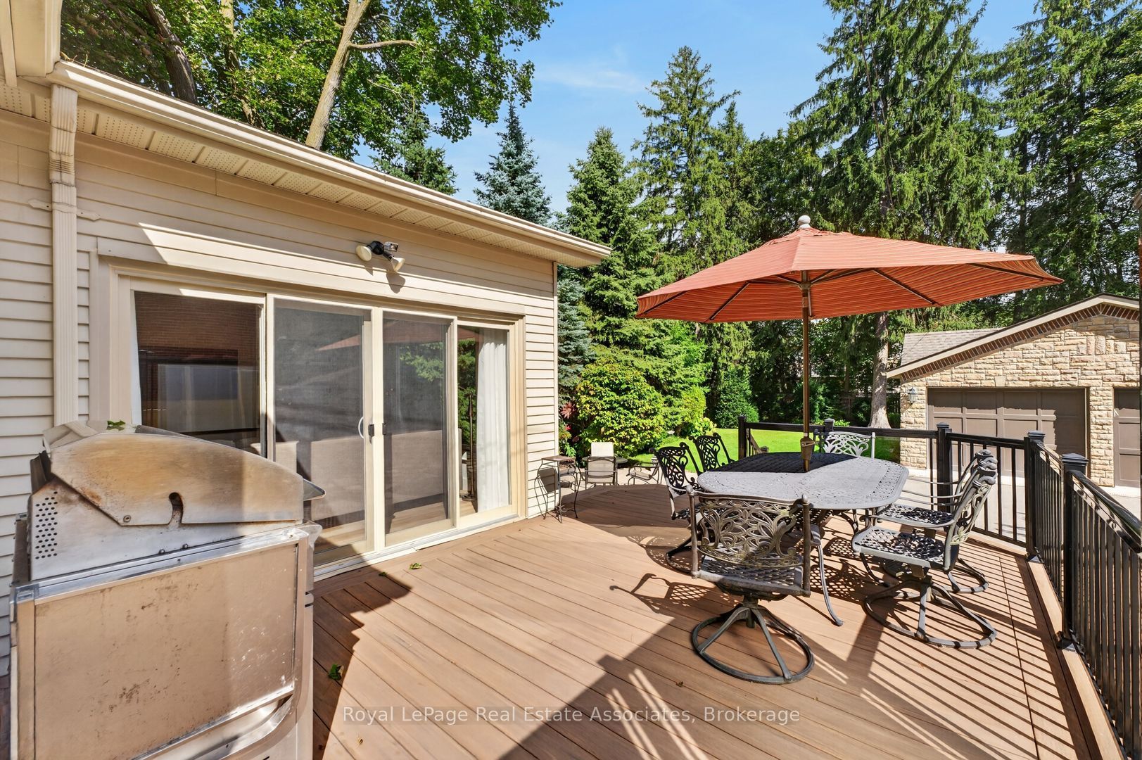 33 Ben Machree Drive Property Photo 43