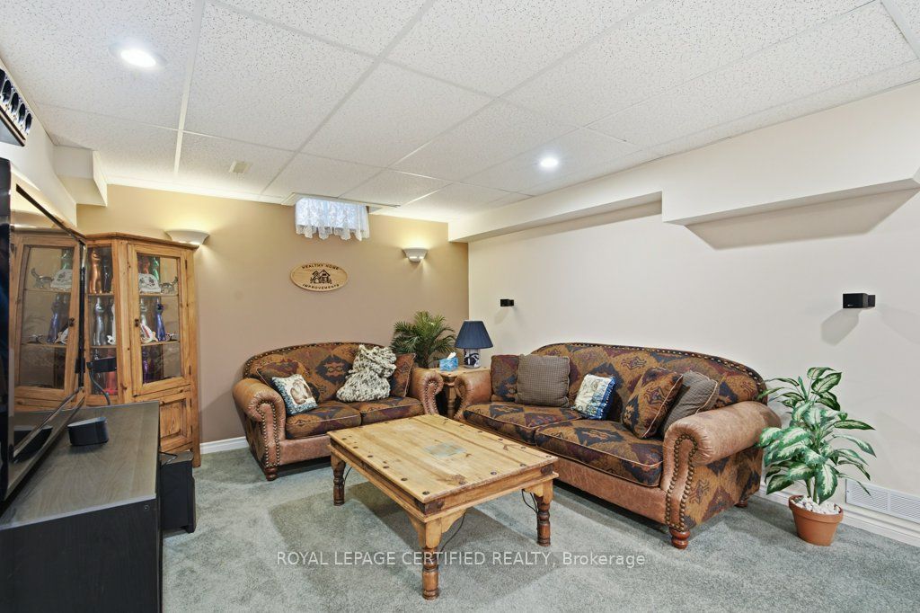 3 National Crescent Property Photo 19