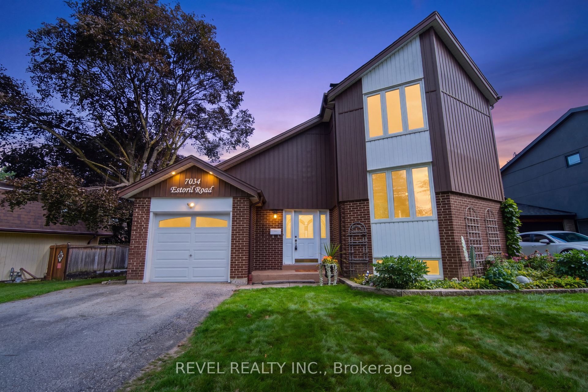 7034 Estoril Road Property Photo 1
