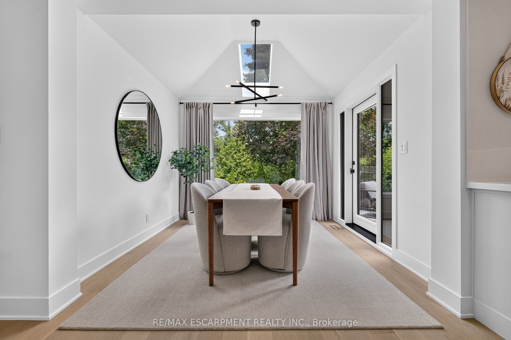 429 Claremont Crescent Property Photo 13