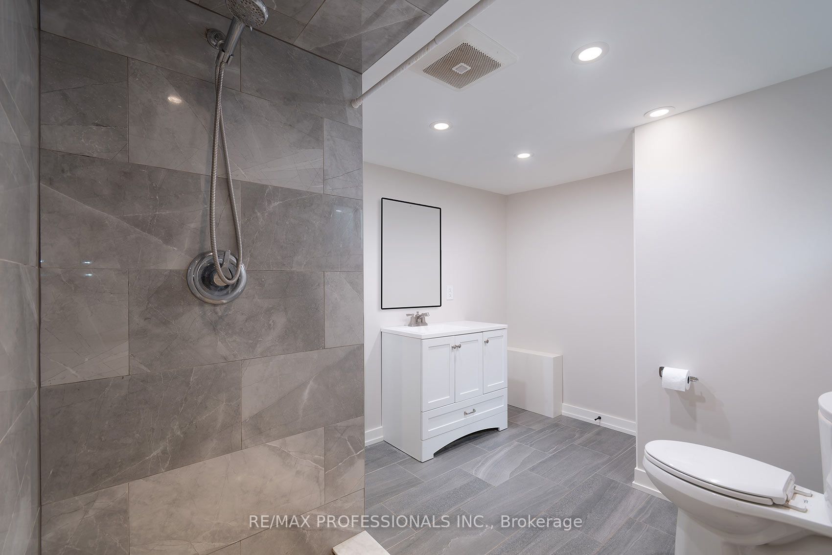 57 Enfield Avenue Property Photo 11