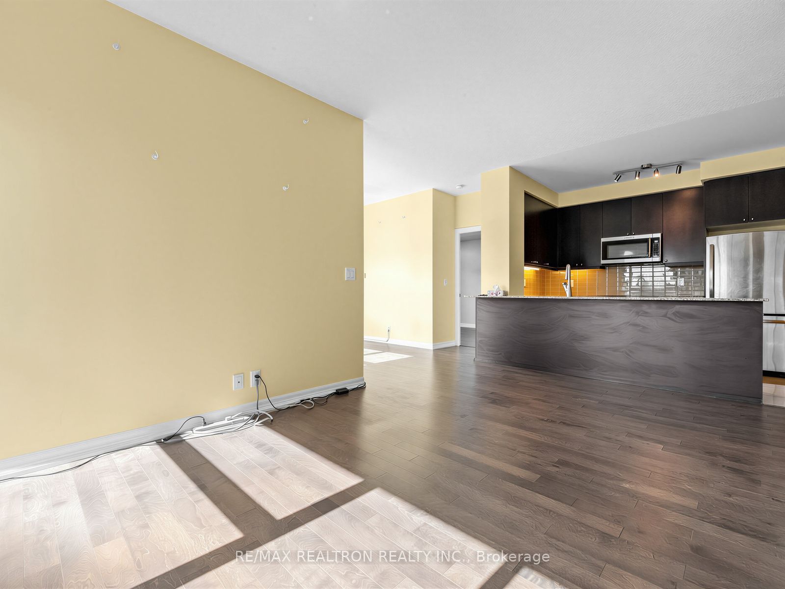 1940 Ironstone Drive 209 Property Photo 8
