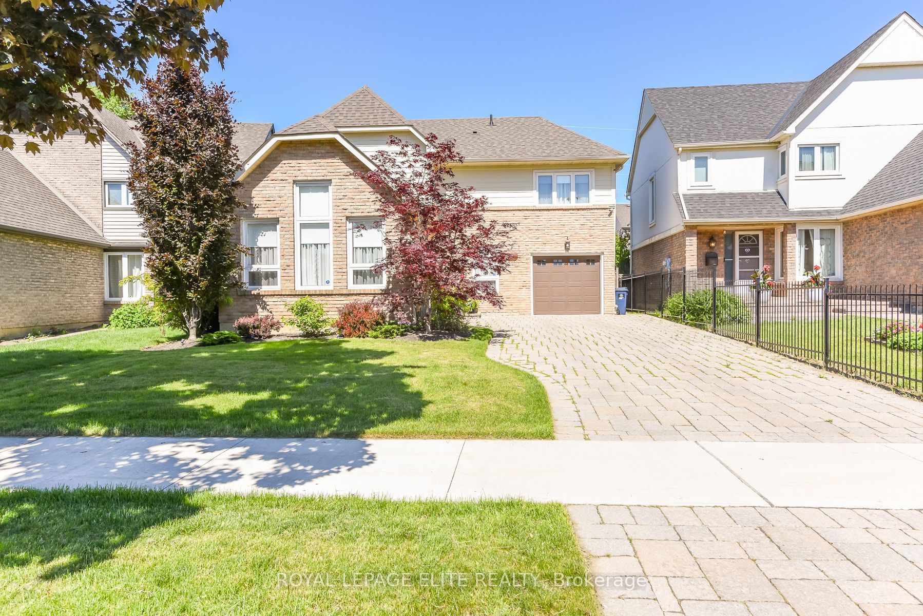 67 Elmbrook Crescent E Property Photo 1