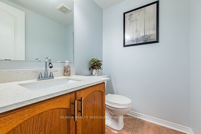 37 Peachleaf Crescent Property Photo 28