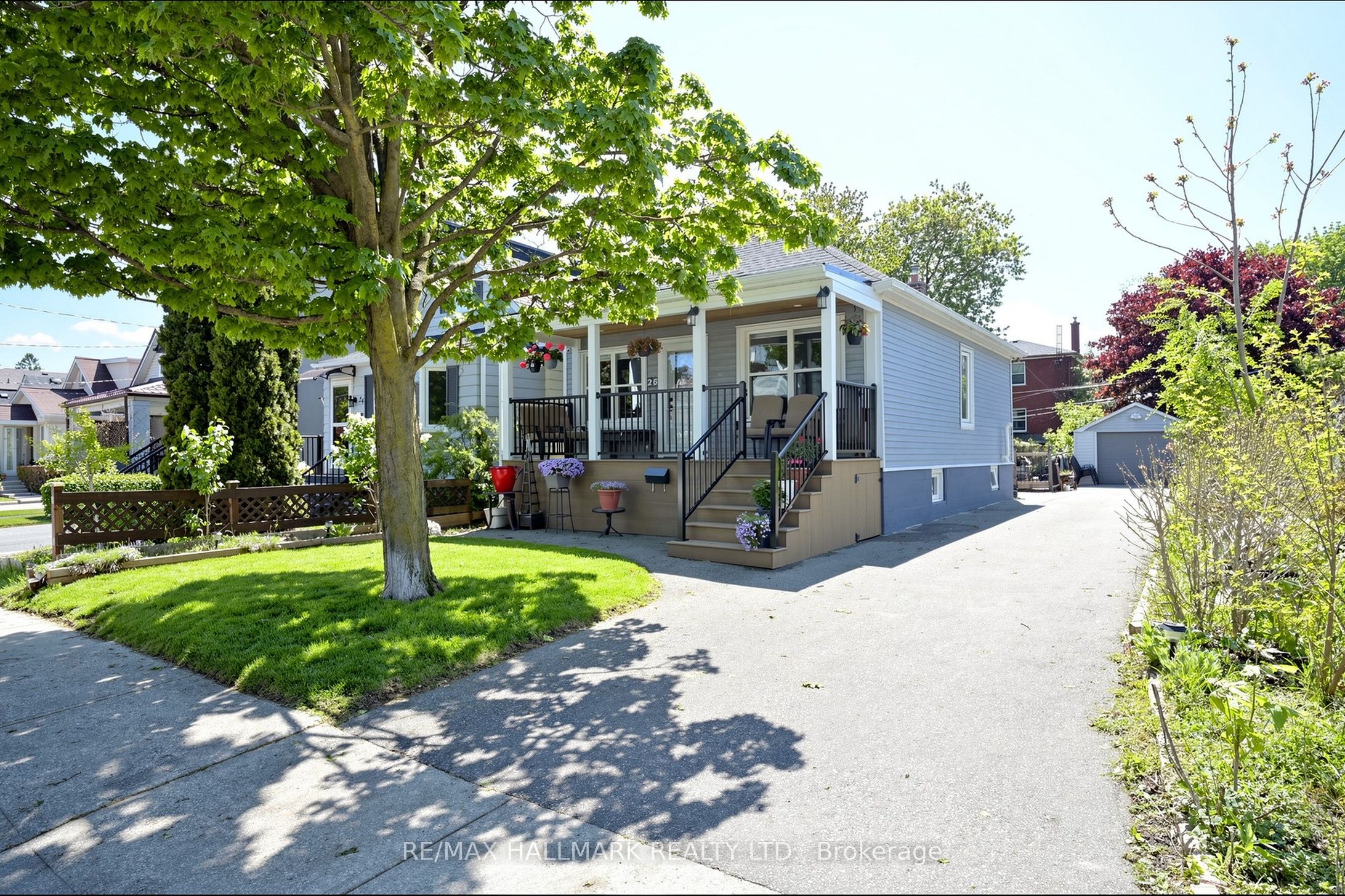 26 Sixteenth Street Property Photo 1