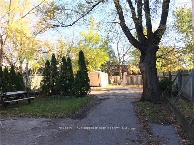 591 Jane Street Upper Property Photo 15