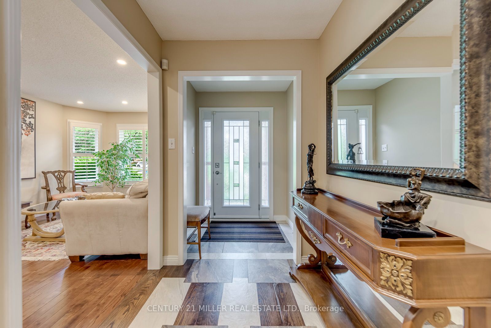 1379 Bramblewood Green Property Photo 4