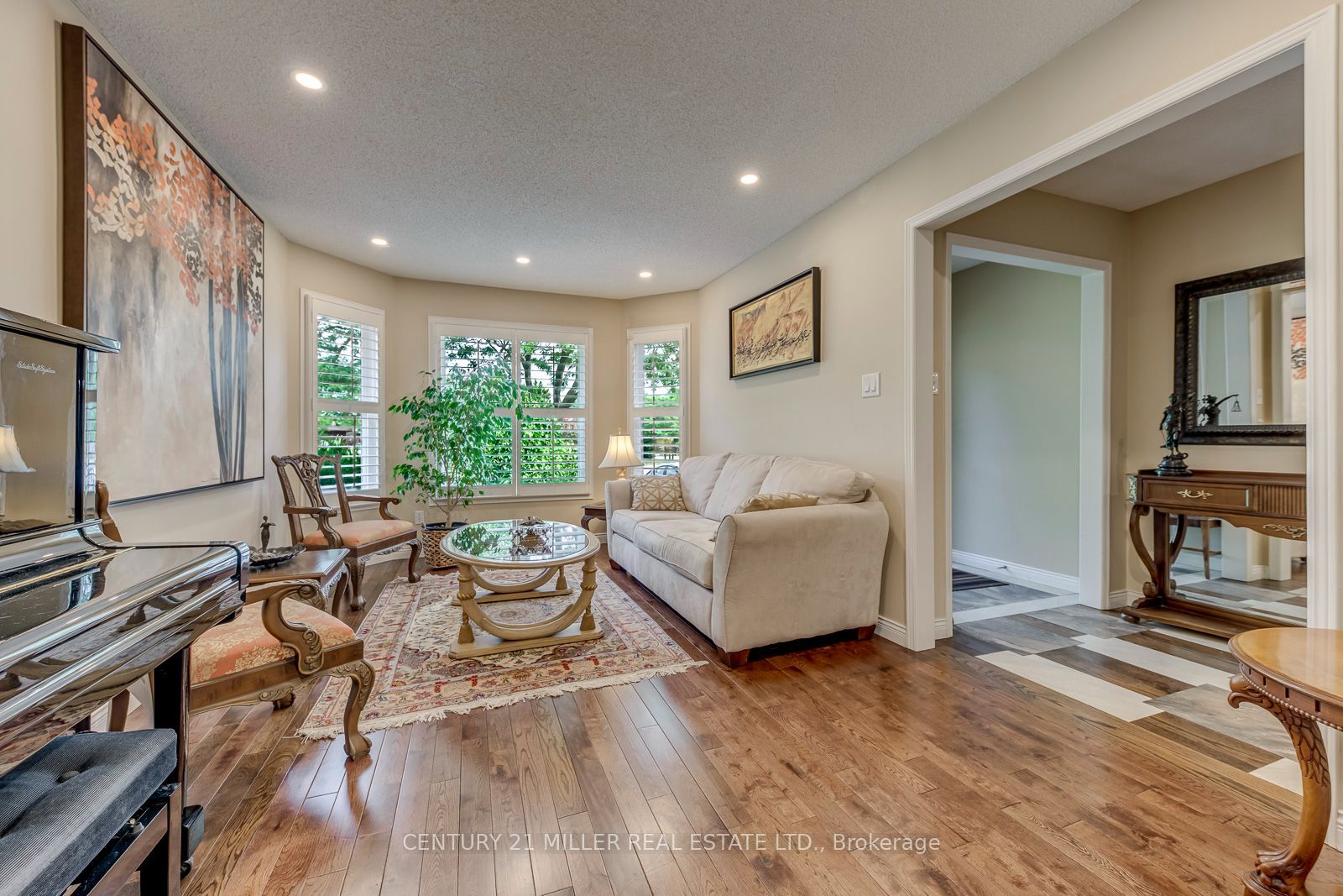 1379 Bramblewood Green Property Photo 6