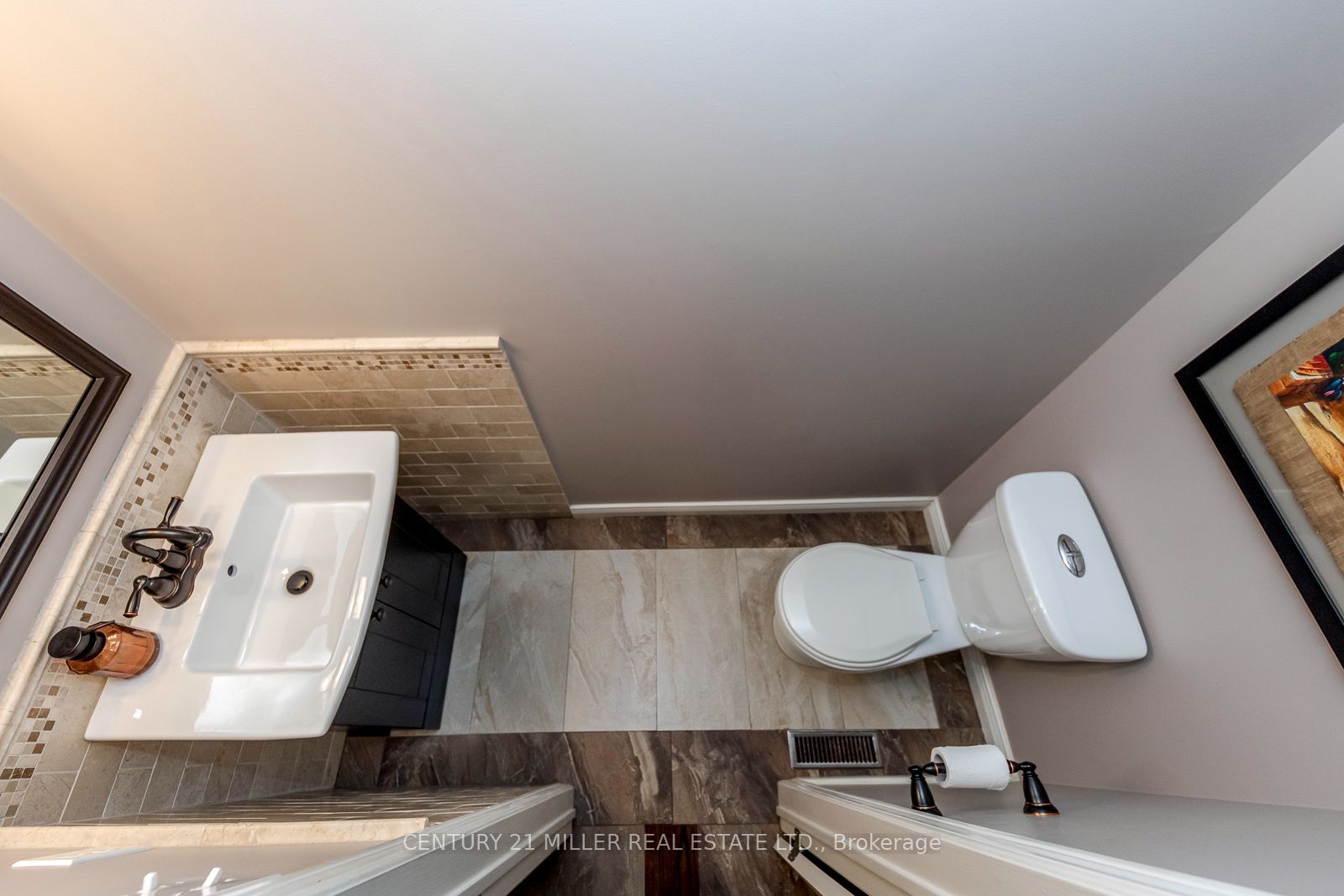 1379 Bramblewood Green Property Photo 22
