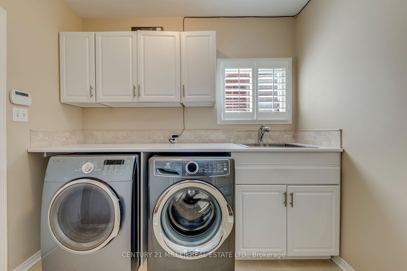 1379 Bramblewood Green Property Photo 23