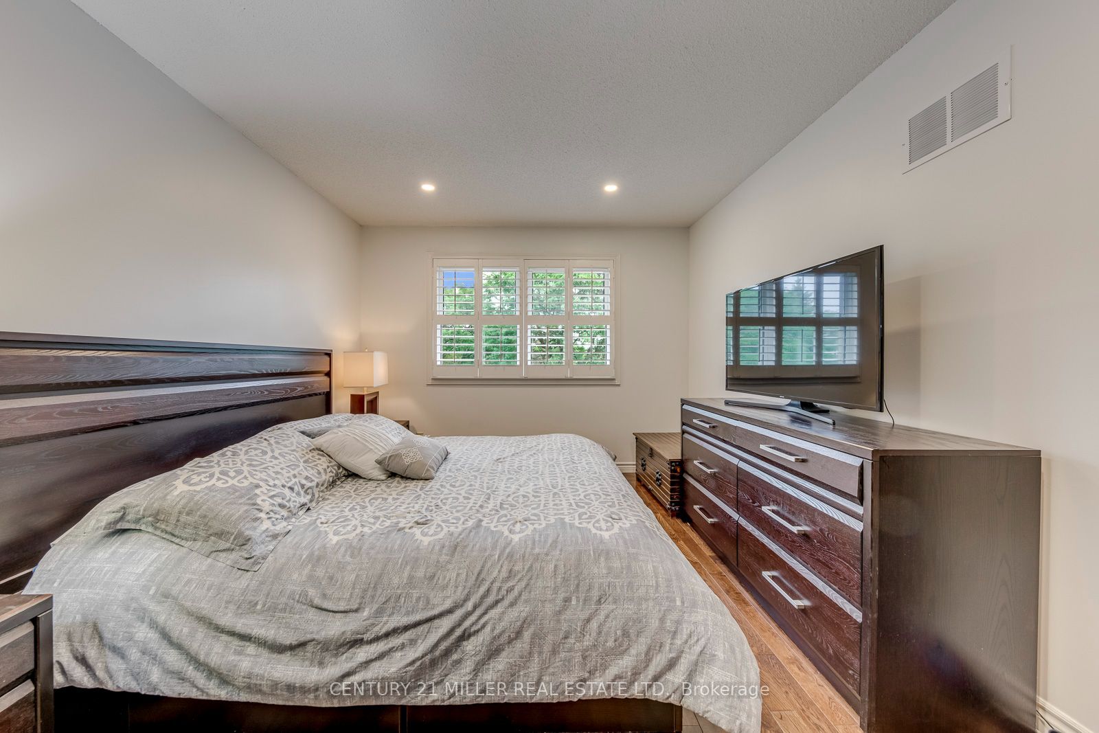 1379 Bramblewood Green Property Photo 25