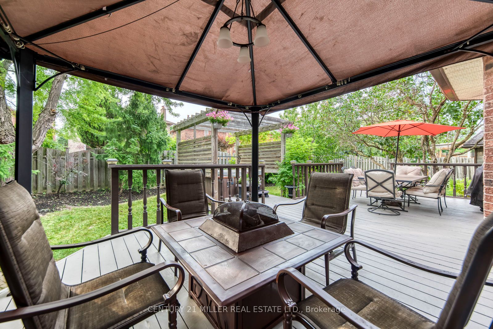 1379 Bramblewood Green Property Photo 47