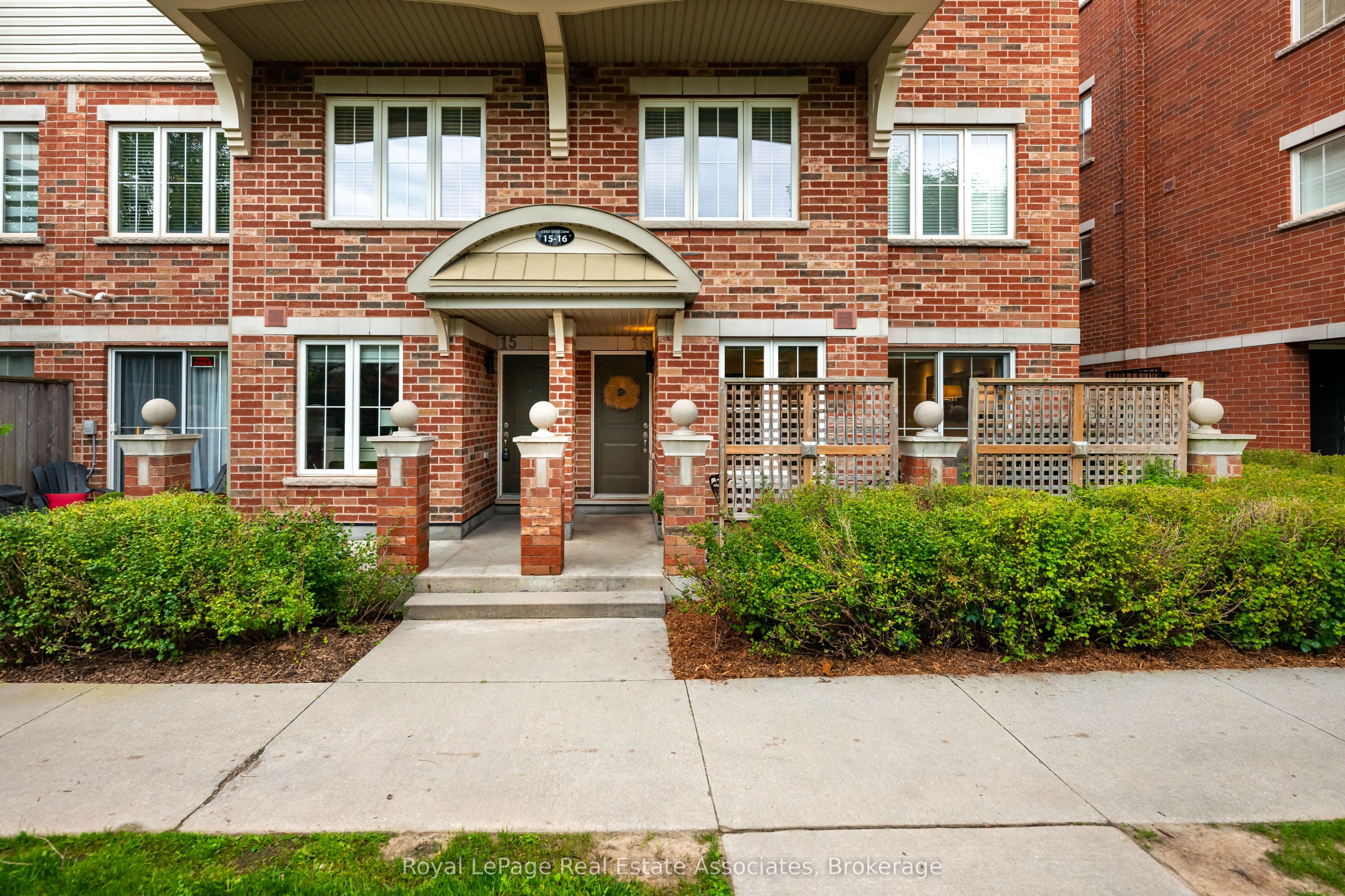 2563 Sixth Line 16 Property Photo 1