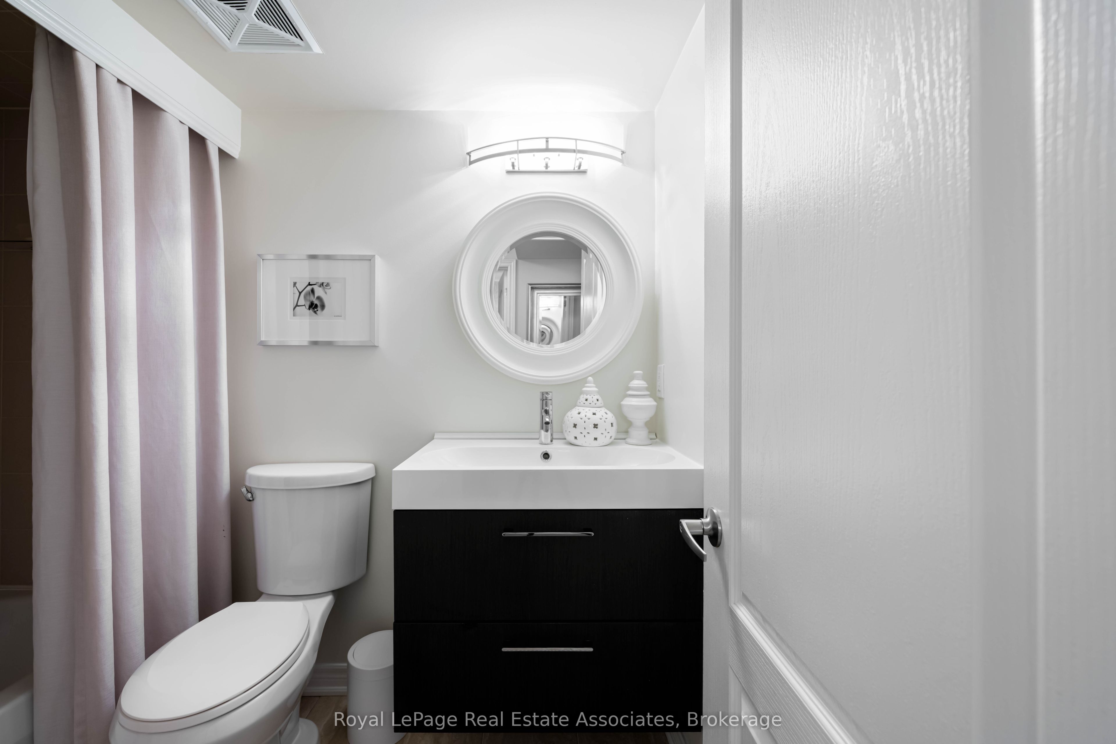 2563 Sixth Line 16 Property Photo 28