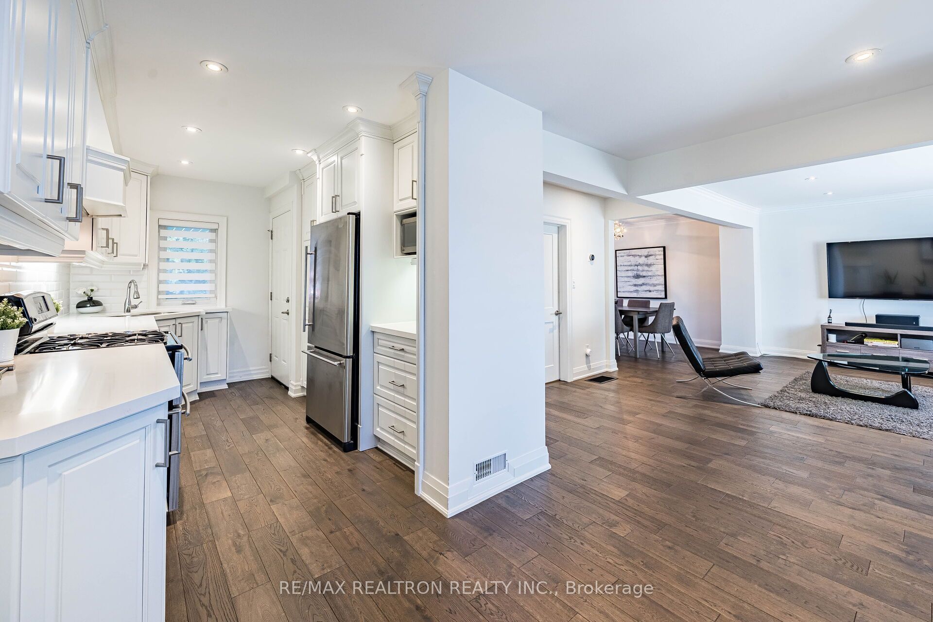 9 Ingleside Drive Property Photo 13