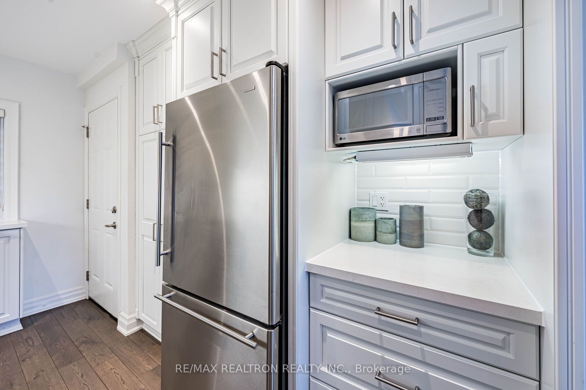 9 Ingleside Drive Property Photo 16