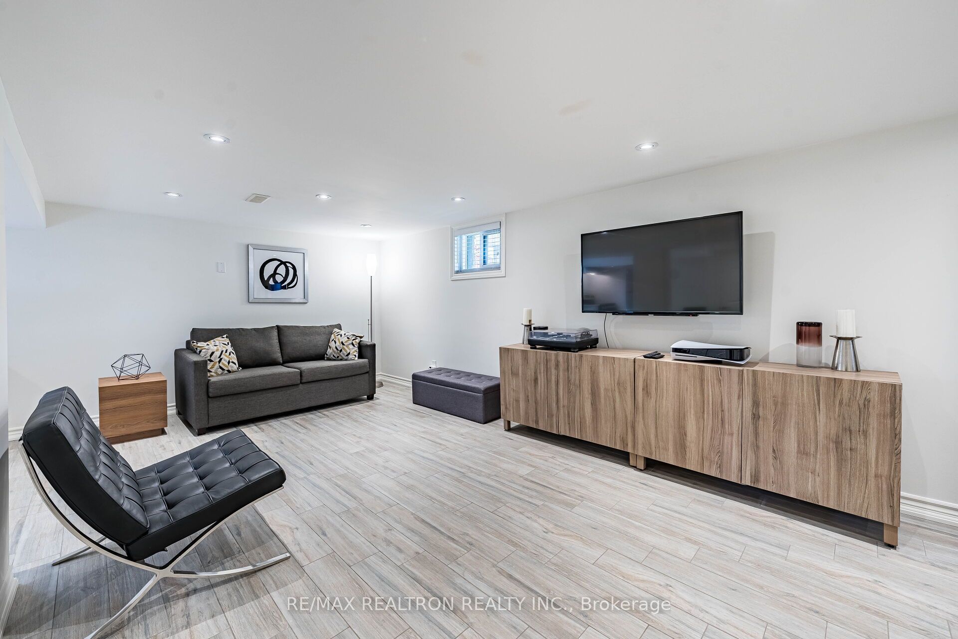 9 Ingleside Drive Property Photo 35