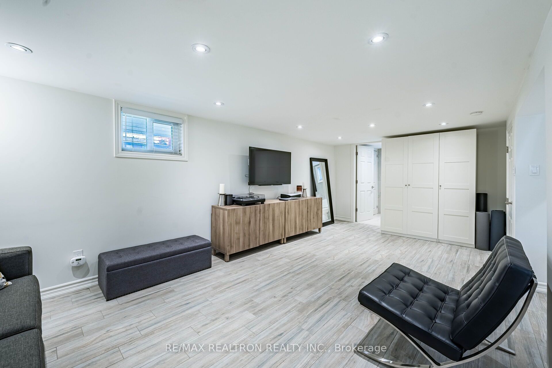 9 Ingleside Drive Property Photo 39