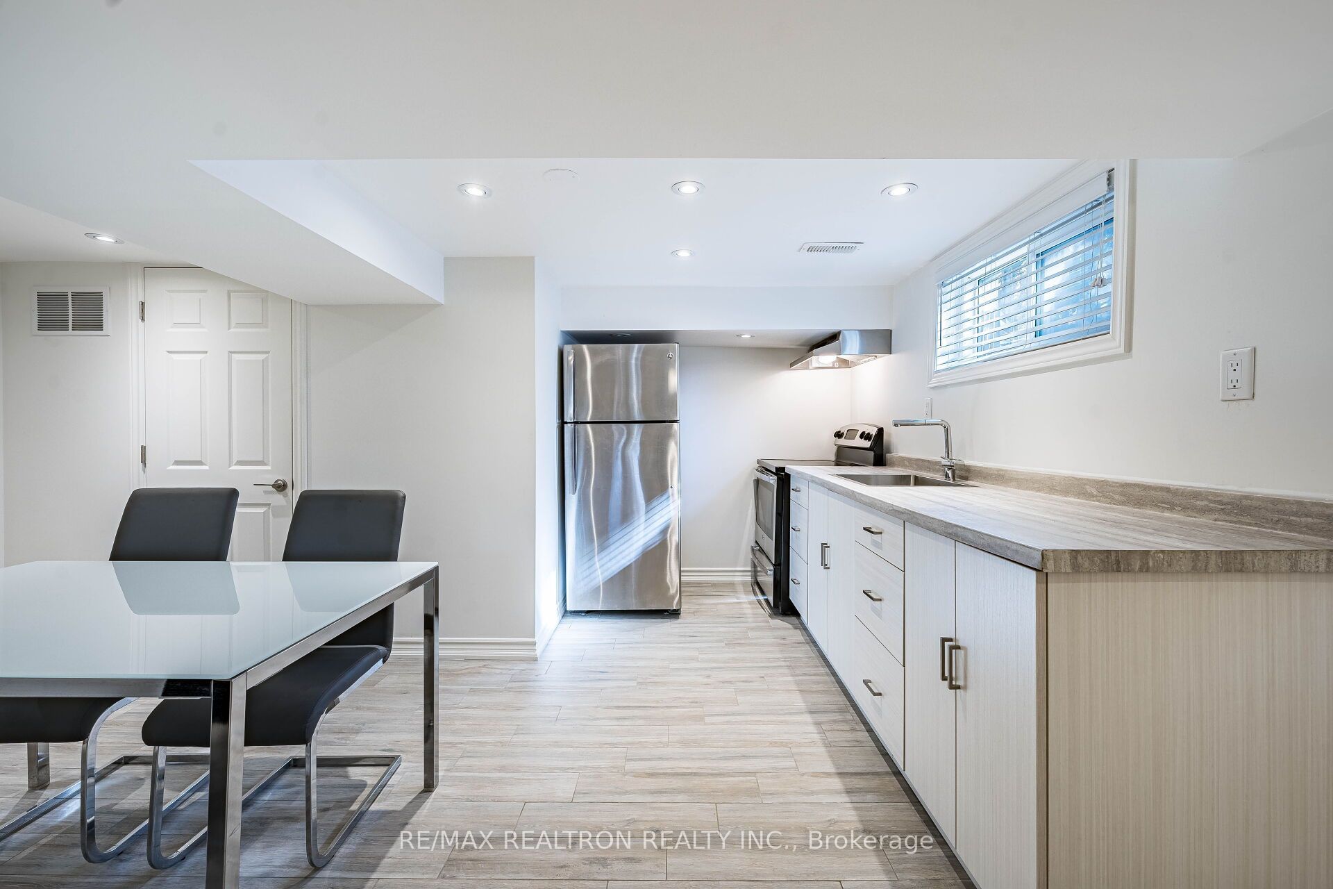 9 Ingleside Drive Property Photo 40