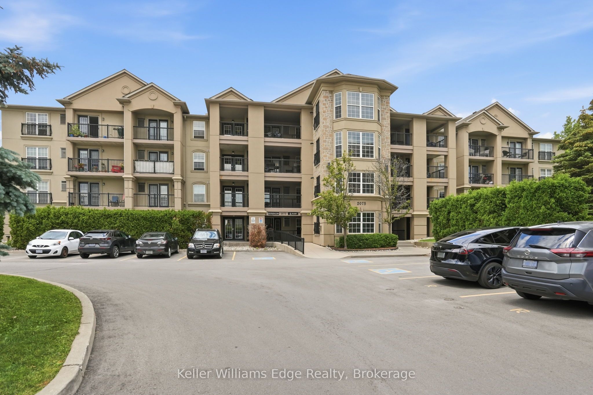 2075 Appleby Line 406 Property Photo 1