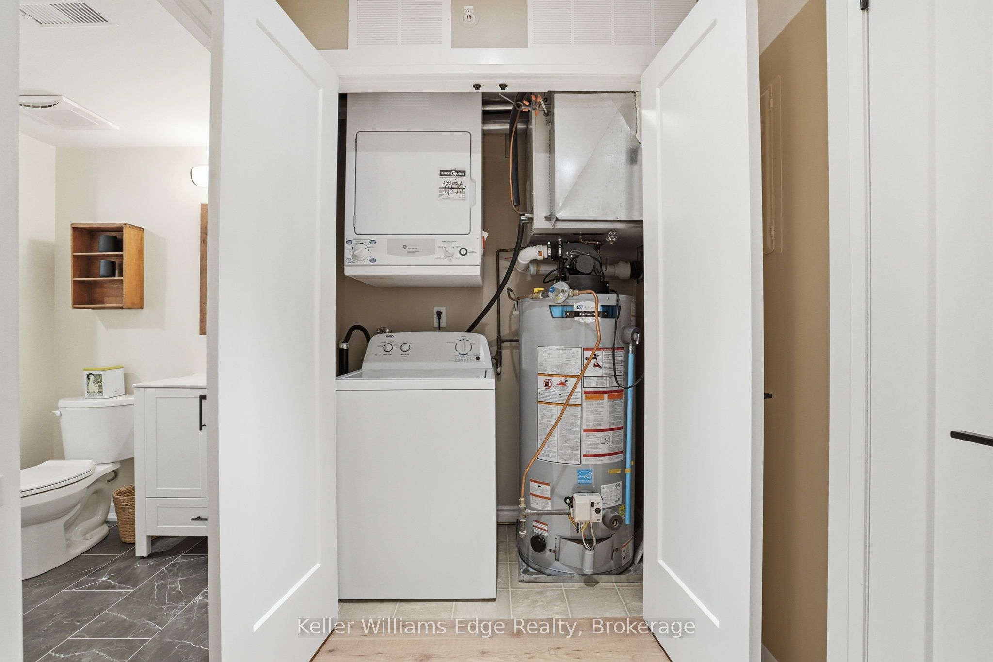 2075 Appleby Line 406 Property Photo 18