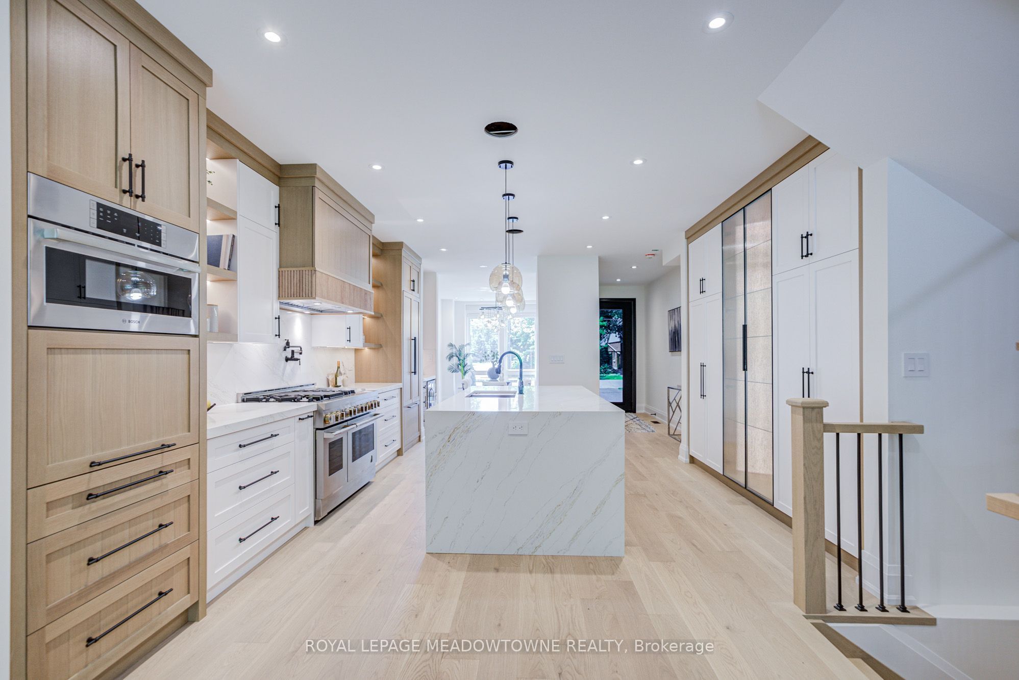 971 Filmandale Road Property Photo 1