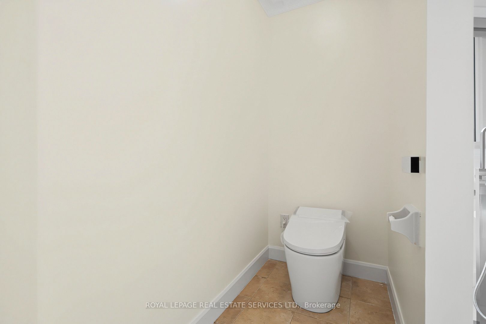 2143 Brays Lane Property Photo 22