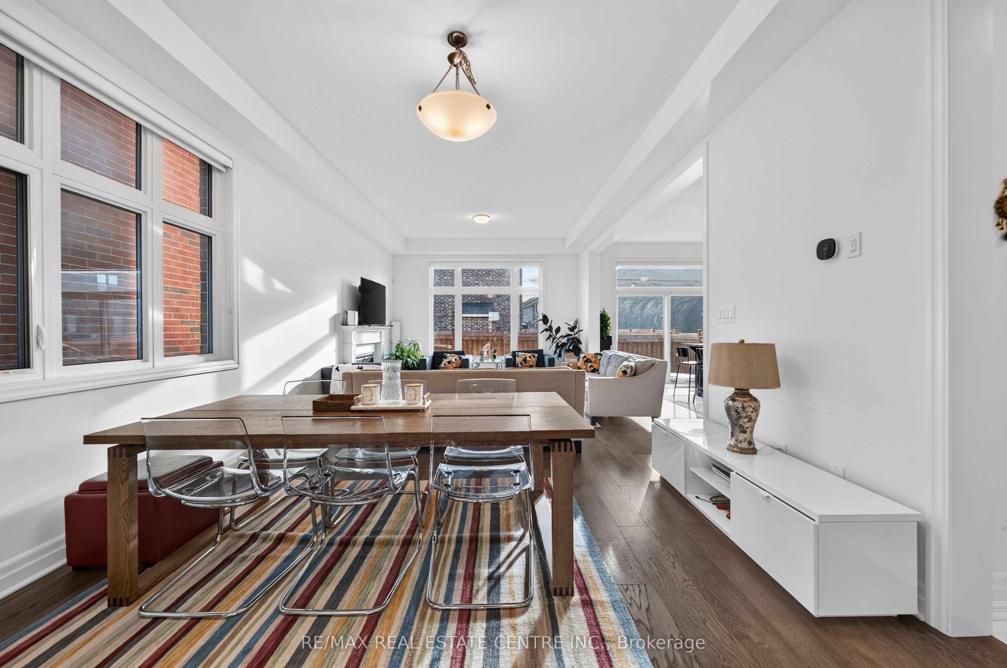 1404 Kovachik Boulevard Property Photo 6