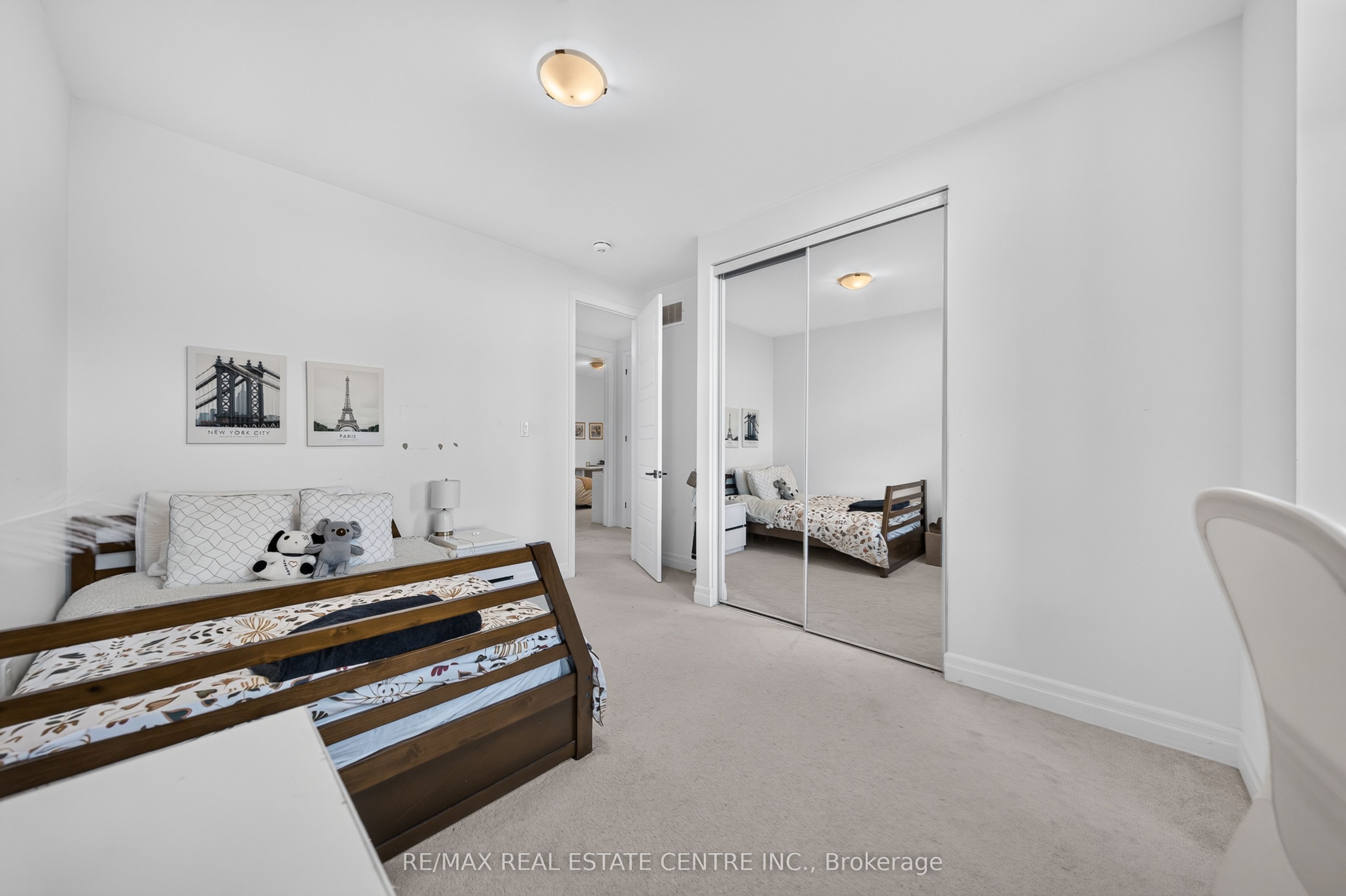 1404 Kovachik Boulevard Property Photo 33