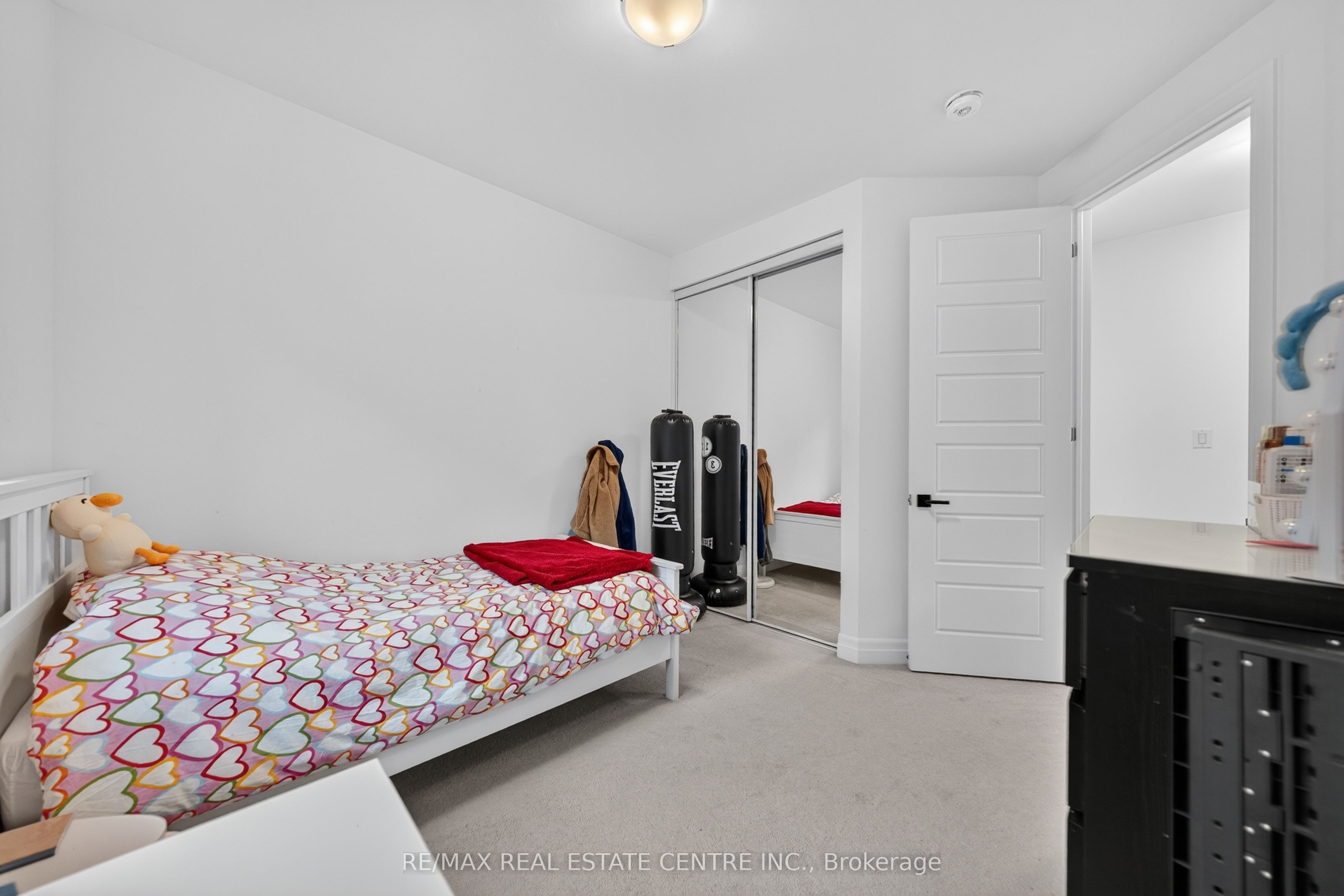 1404 Kovachik Boulevard Property Photo 35