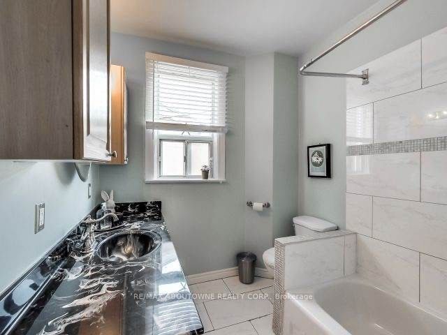 60 Gillespie Avenue Property Photo 7