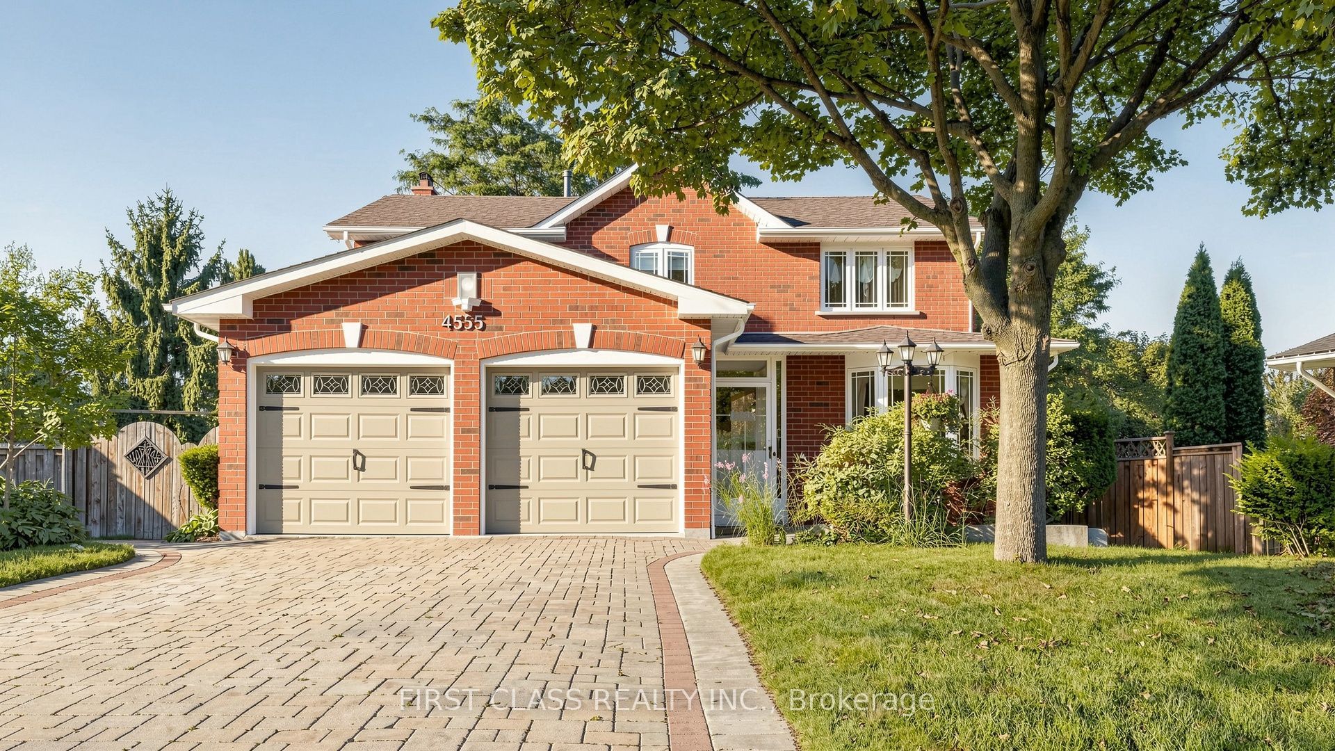 4555 Carpenter Court Property Photo 1