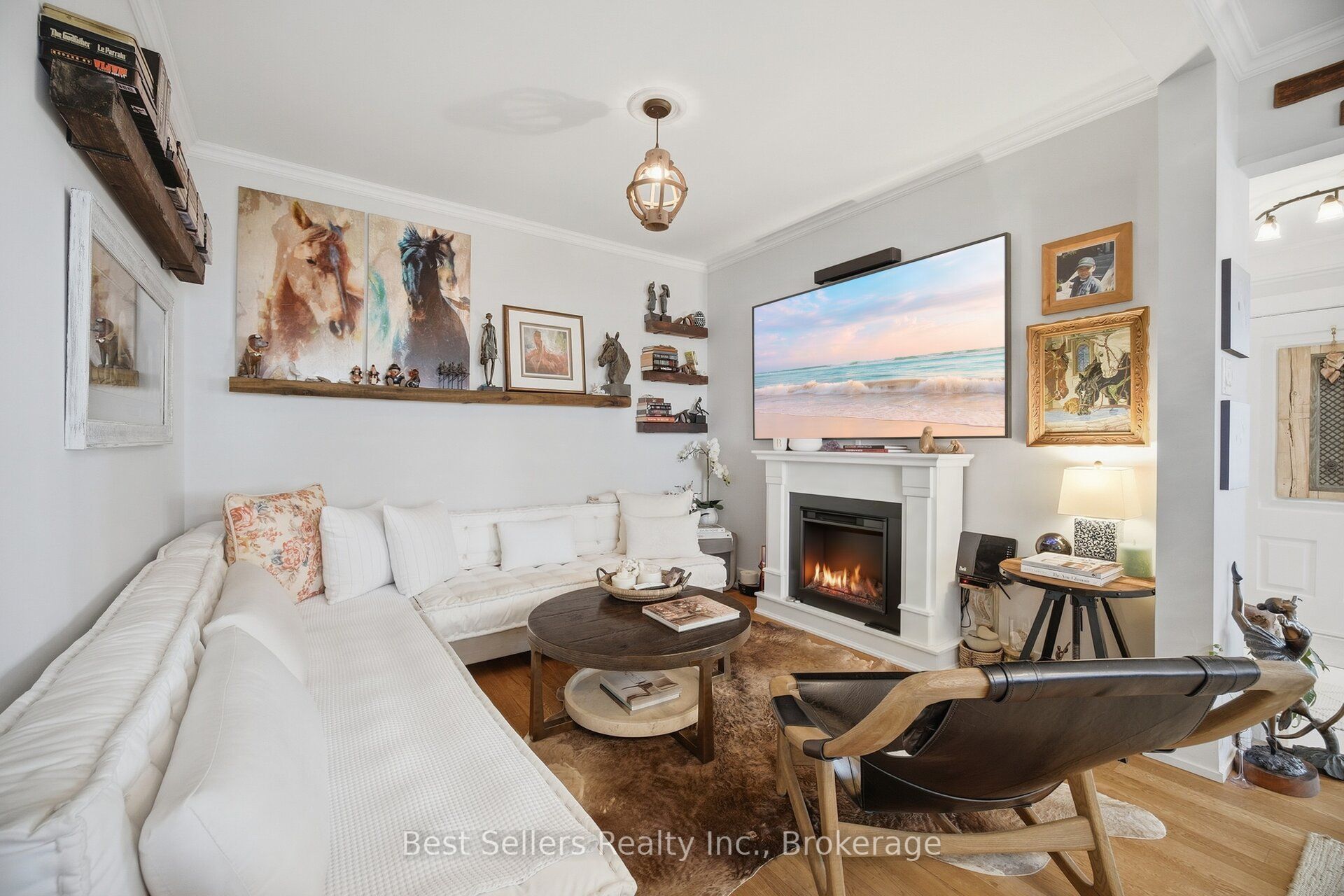 174 Angelene Street Property Photo 4