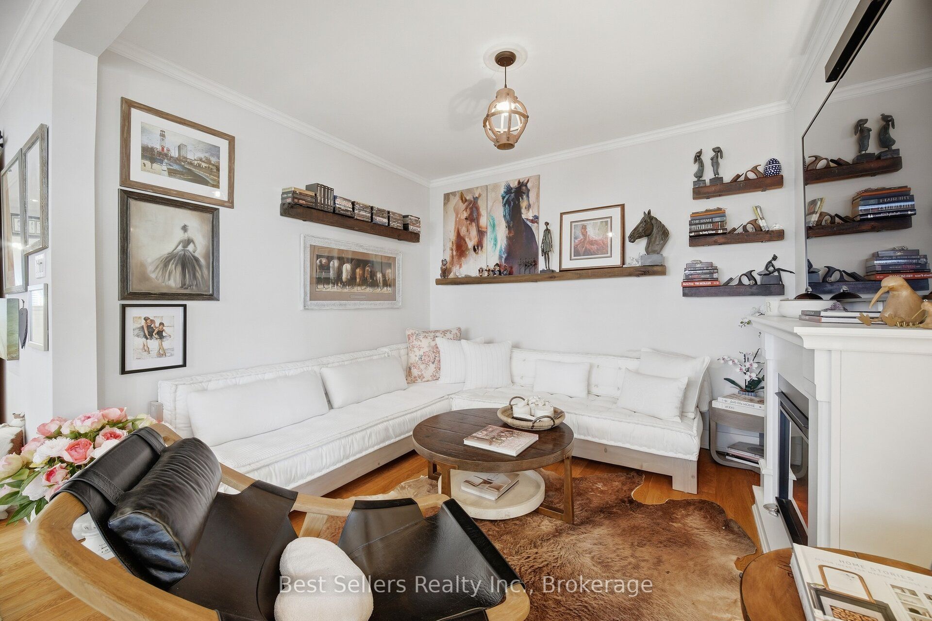 174 Angelene Street Property Photo 5