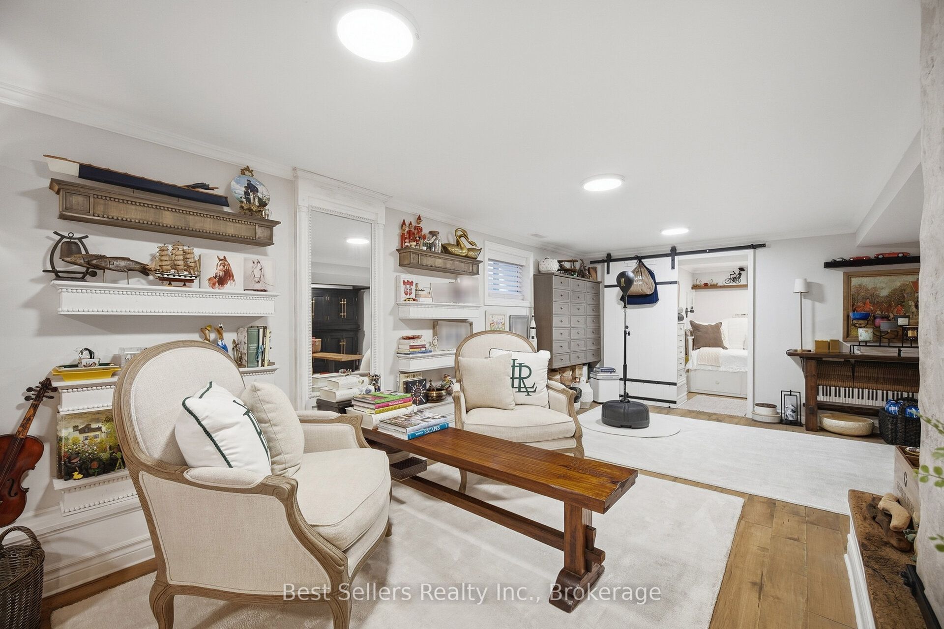 174 Angelene Street Property Photo 19
