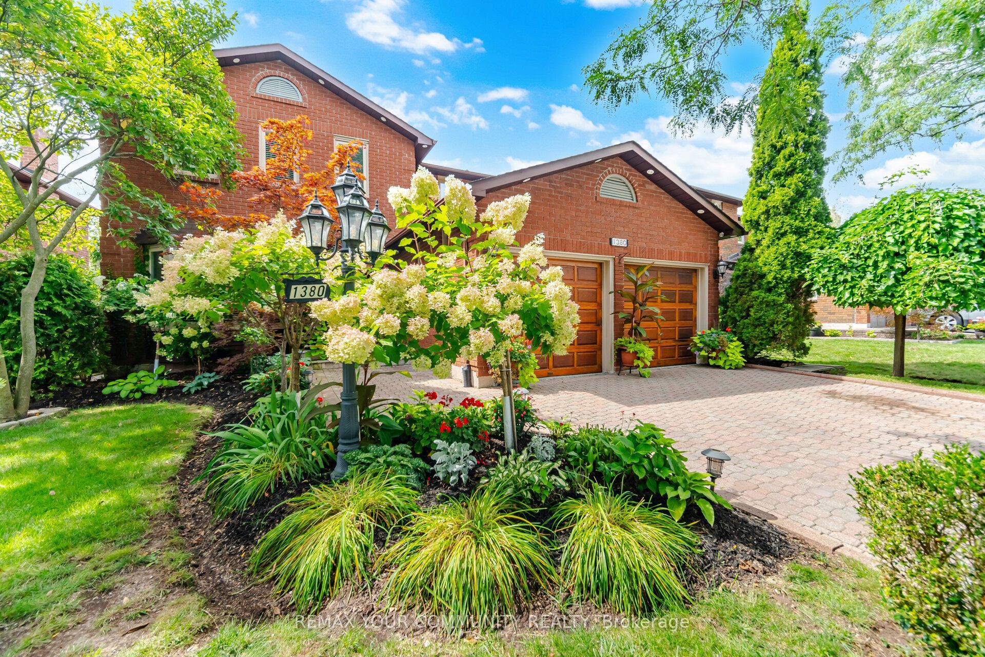 1380 Bishopstoke Way Property Photo 4