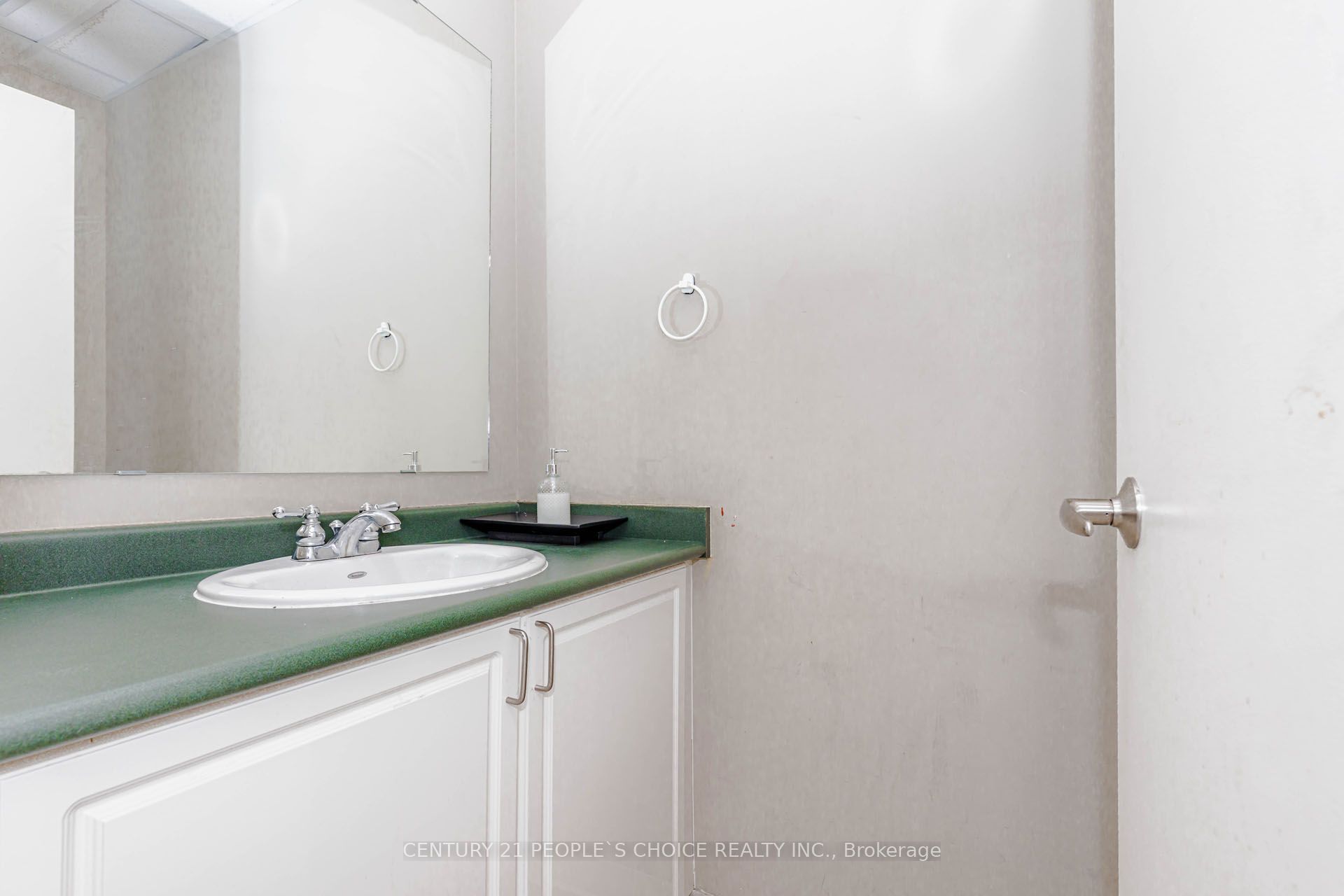 2250 Bovaird Drive 415 Property Photo 26