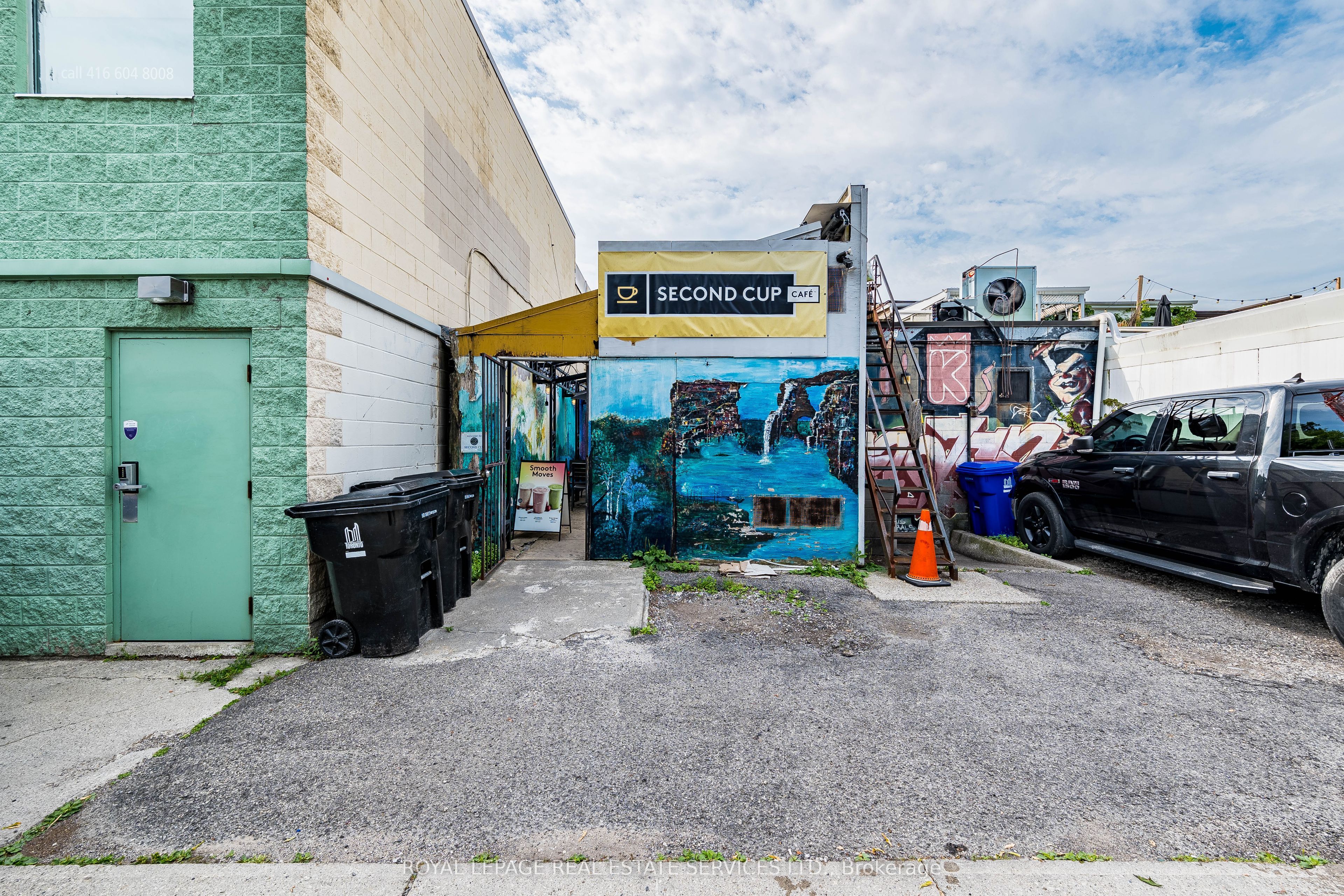 2340 Bloor Street W Property Photo 16