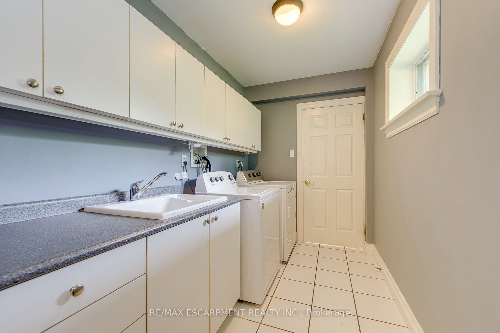 281 Pinehurst Drive Property Photo 33