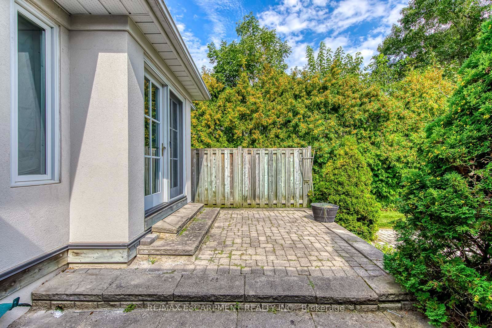 281 Pinehurst Drive Property Photo 45