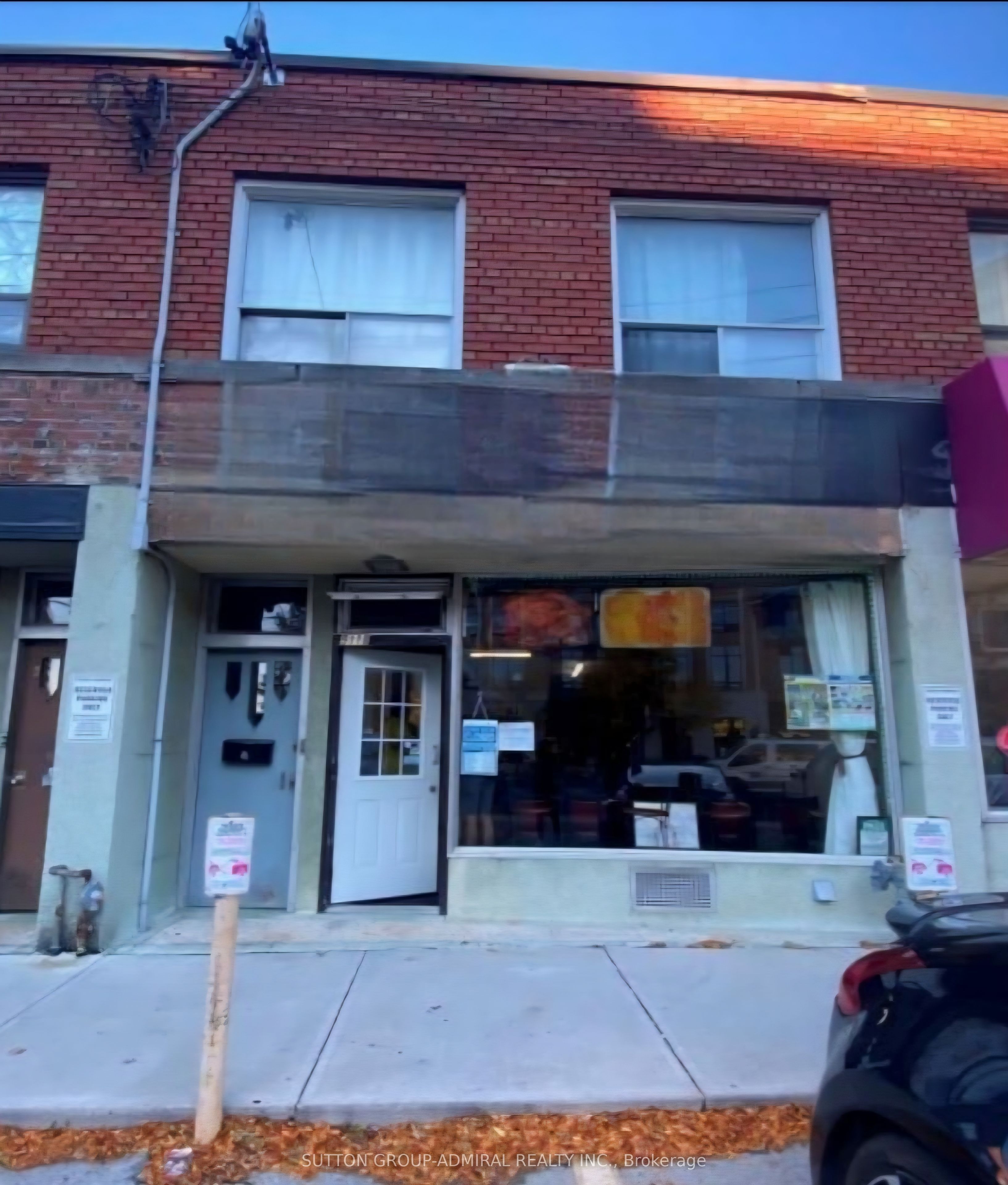 5118 Dundas Street W Property Photo 1