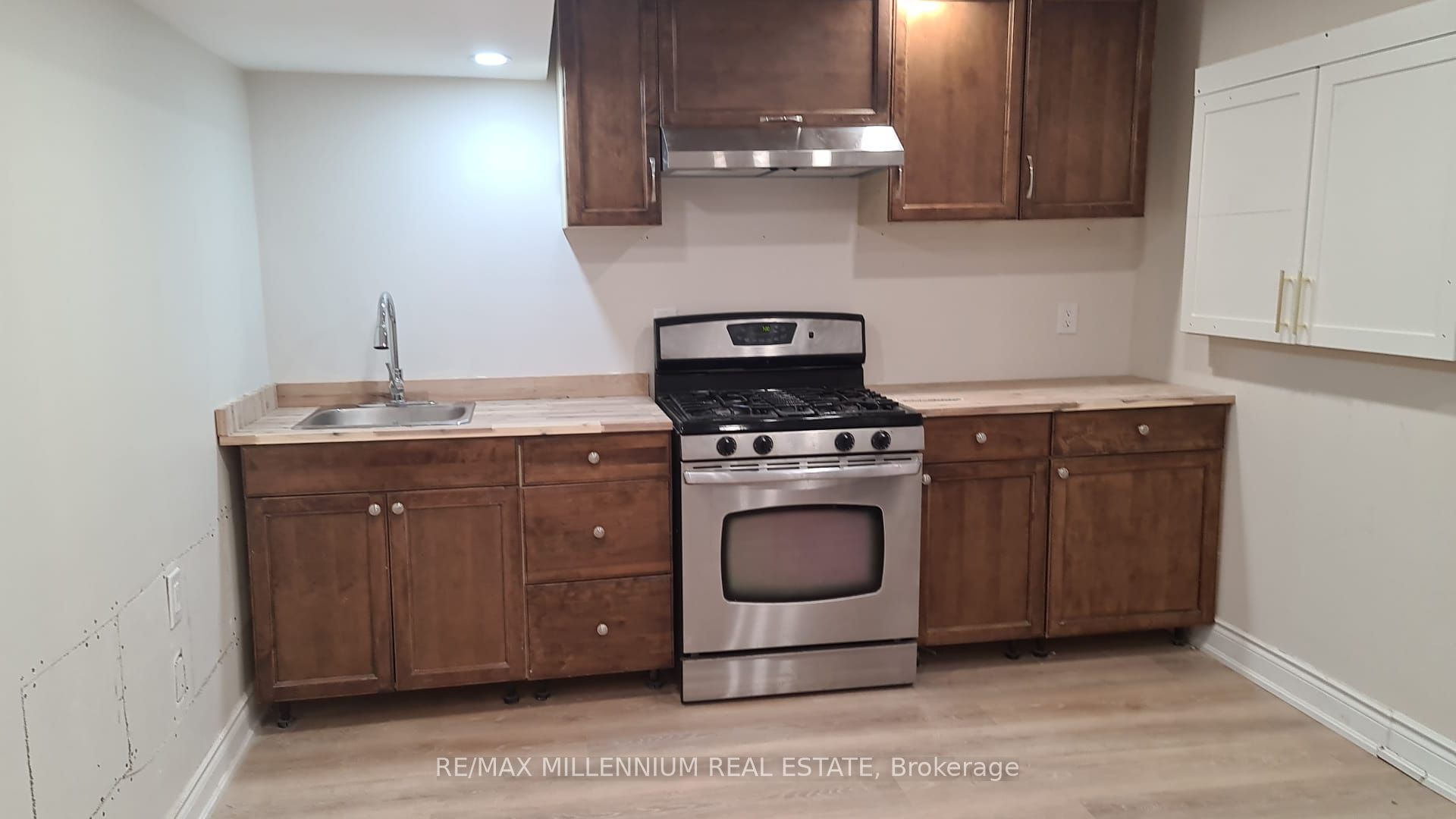 2776 Rosewood Lane Property Photo 29