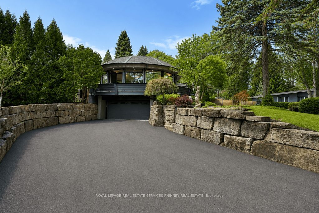 1352 Nocturne Court Property Photo 1