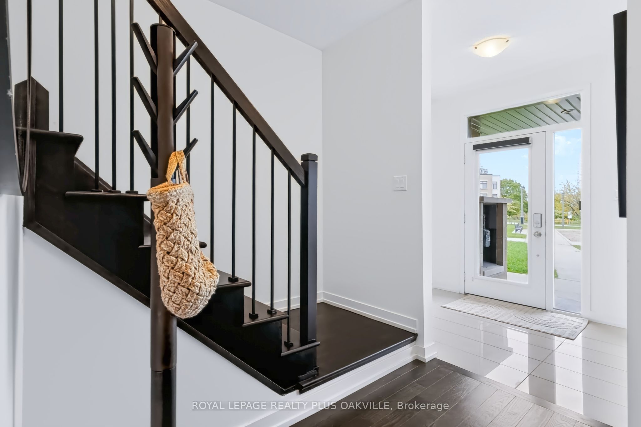 211 Squire Crescent 5 Property Photo 10