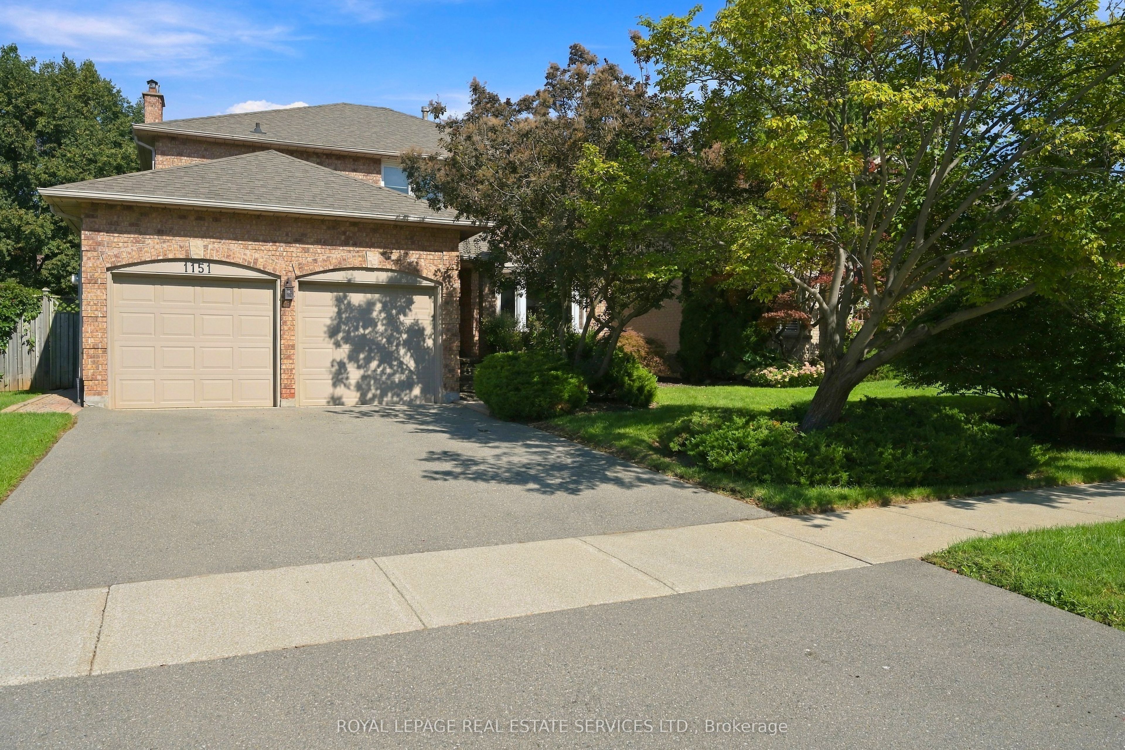 1151 Forest Trail Place Property Photo 2